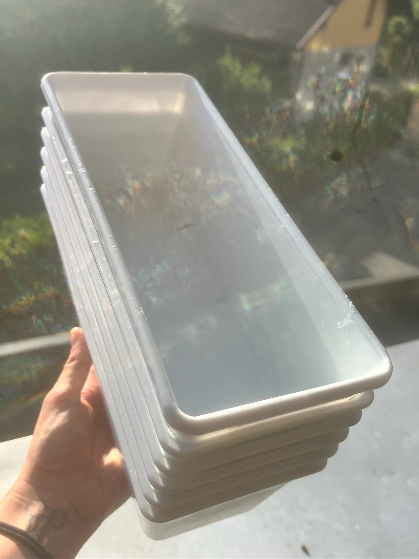 Lote de 6 cajas de comida apilables de plástico blanco – photo 4
